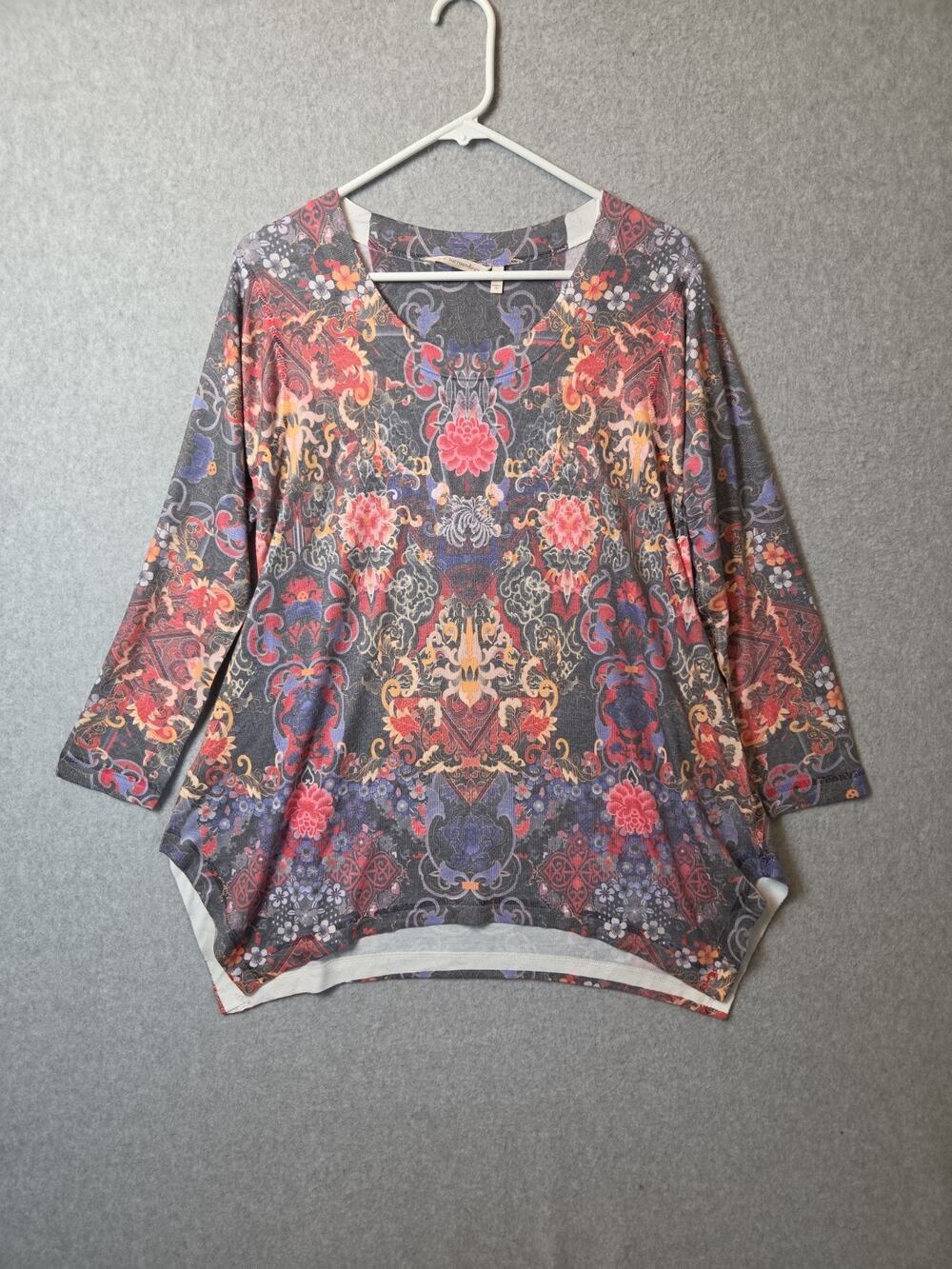 Soft Surroundings Gray Floral LS Handkerchief Hem Tunic Women's PM Stretch
